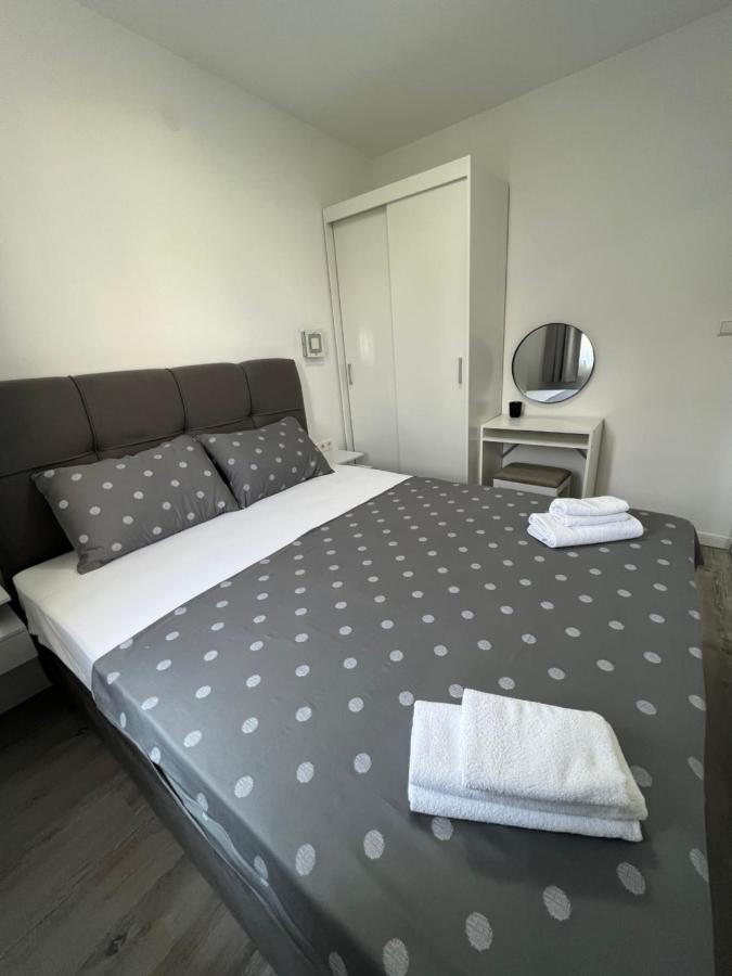 Apartmani M&L Medulin Exterior foto
